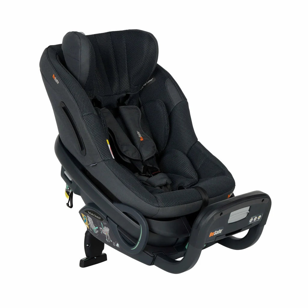 Descubre la silla de coche BeSafe Stretch 2 en la tienda especializada en seguridad Pequeños Viajeros