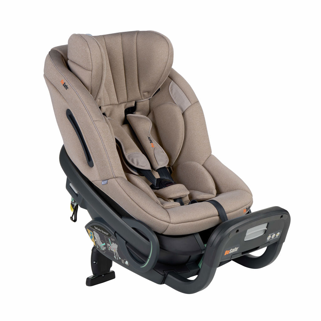Descubre la silla de coche BeSafe Stretch 2 en la tienda especializada en seguridad Pequeños Viajeros