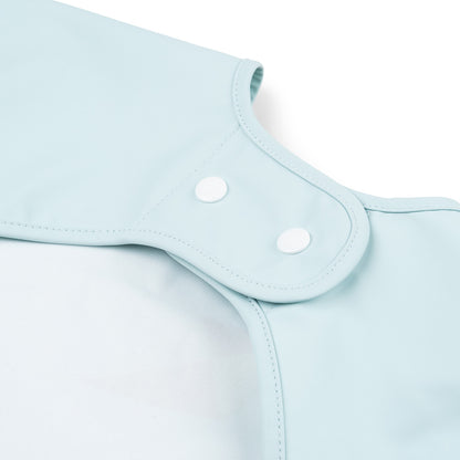 Babero con mangas y bolsillo |  Playground Blue