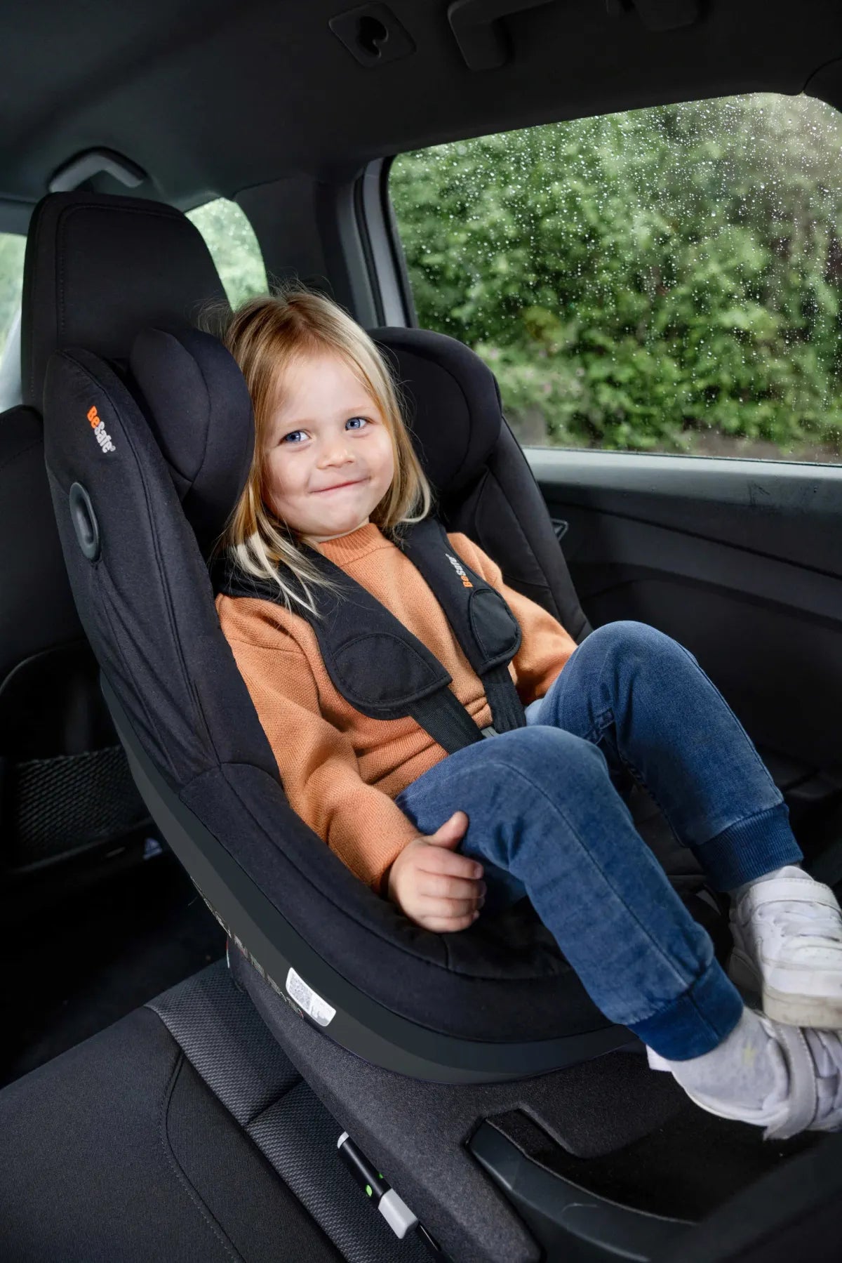 Silla de coche giratoria A ContraMarcha BeSafe Beyond Plus Test