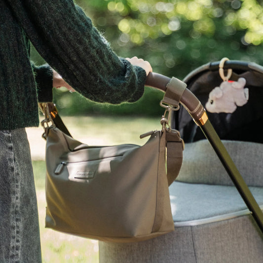 Bolso paseo marrón taupe compacto