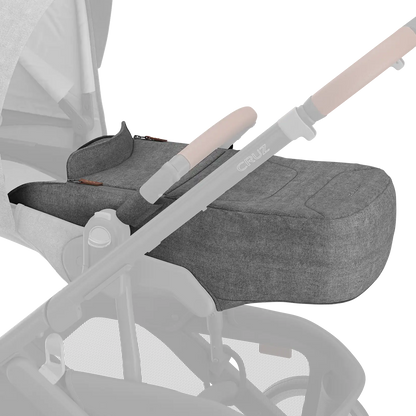 Pack recién nacido UPPAbaby CRUZ V3 color Greyson con capazo y silla