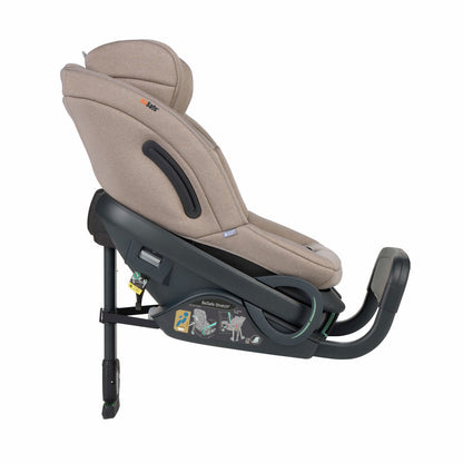 BeSafe Stretch 2, la silla A Contramarcha reclinable de mayor duración