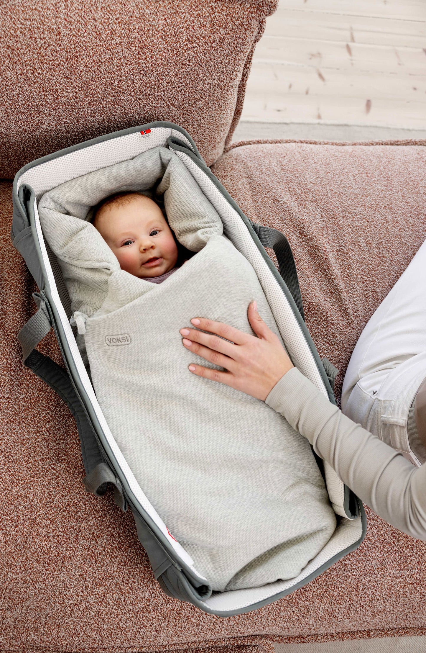 Saco Voksi Wool Wrap verde para silla de paseo o capazo